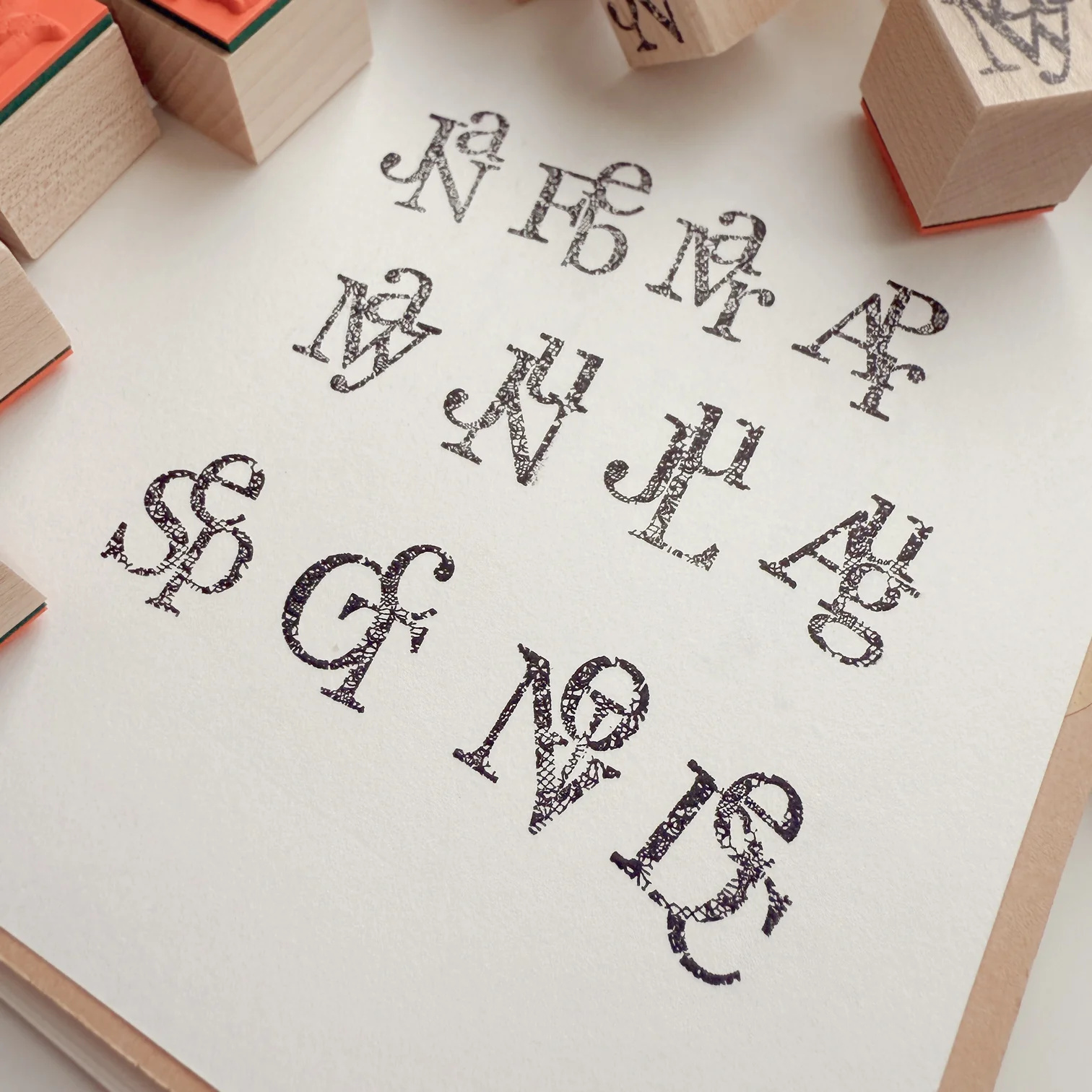 Journal Pages Vintage Month Wh - Rubber Date Stamp 评论和价格